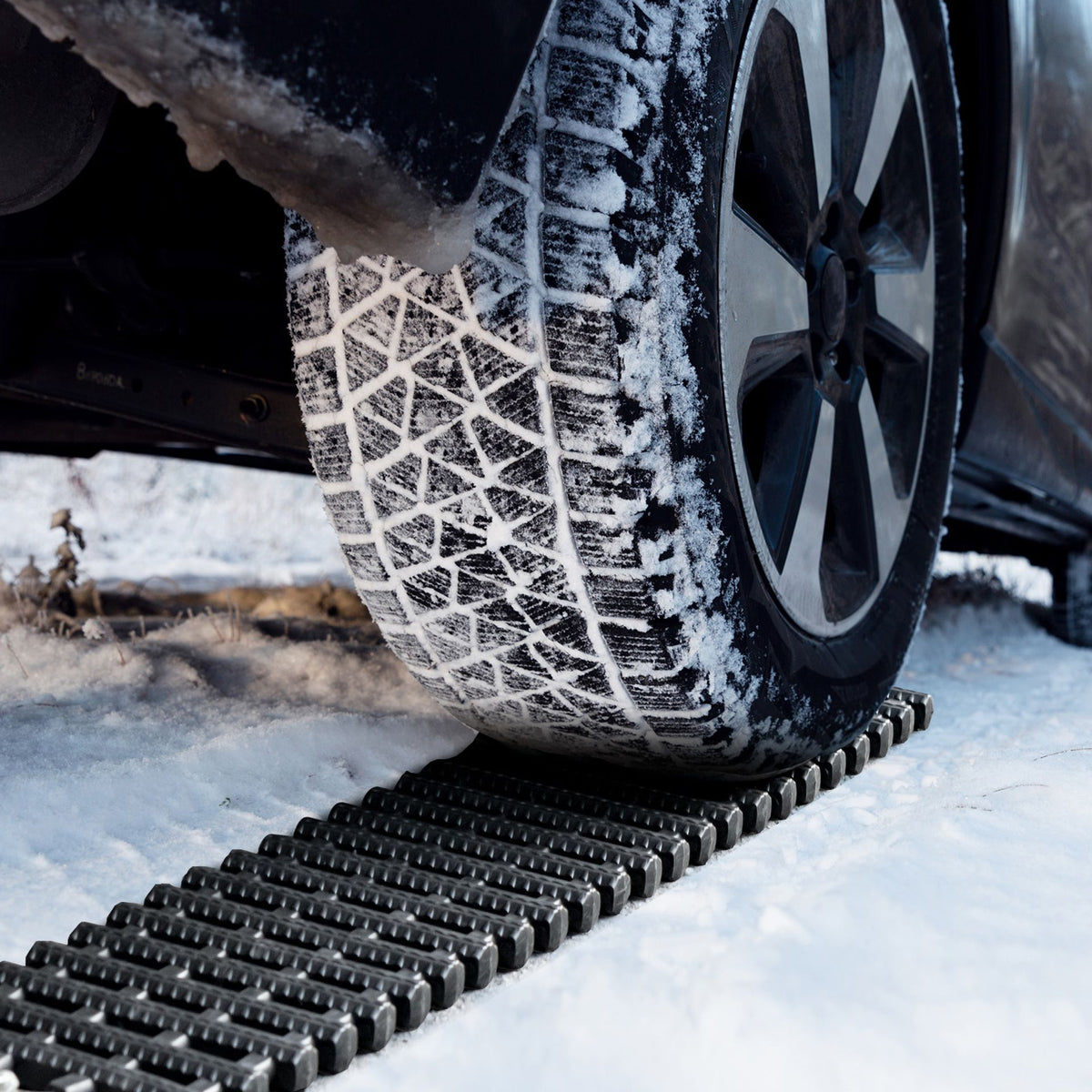 2 Pack Tire Traction Mats with Bag for Off Road Snow