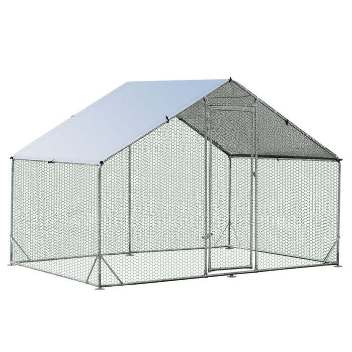 Large Spire-Shaped Chicken Coop (200 cm x 300 cm x 195 cm)