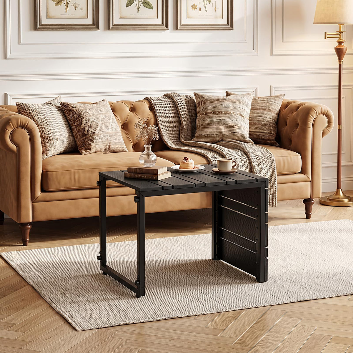 Outdoor C-Shaped Side Table w/Wood Plastic Tabletop