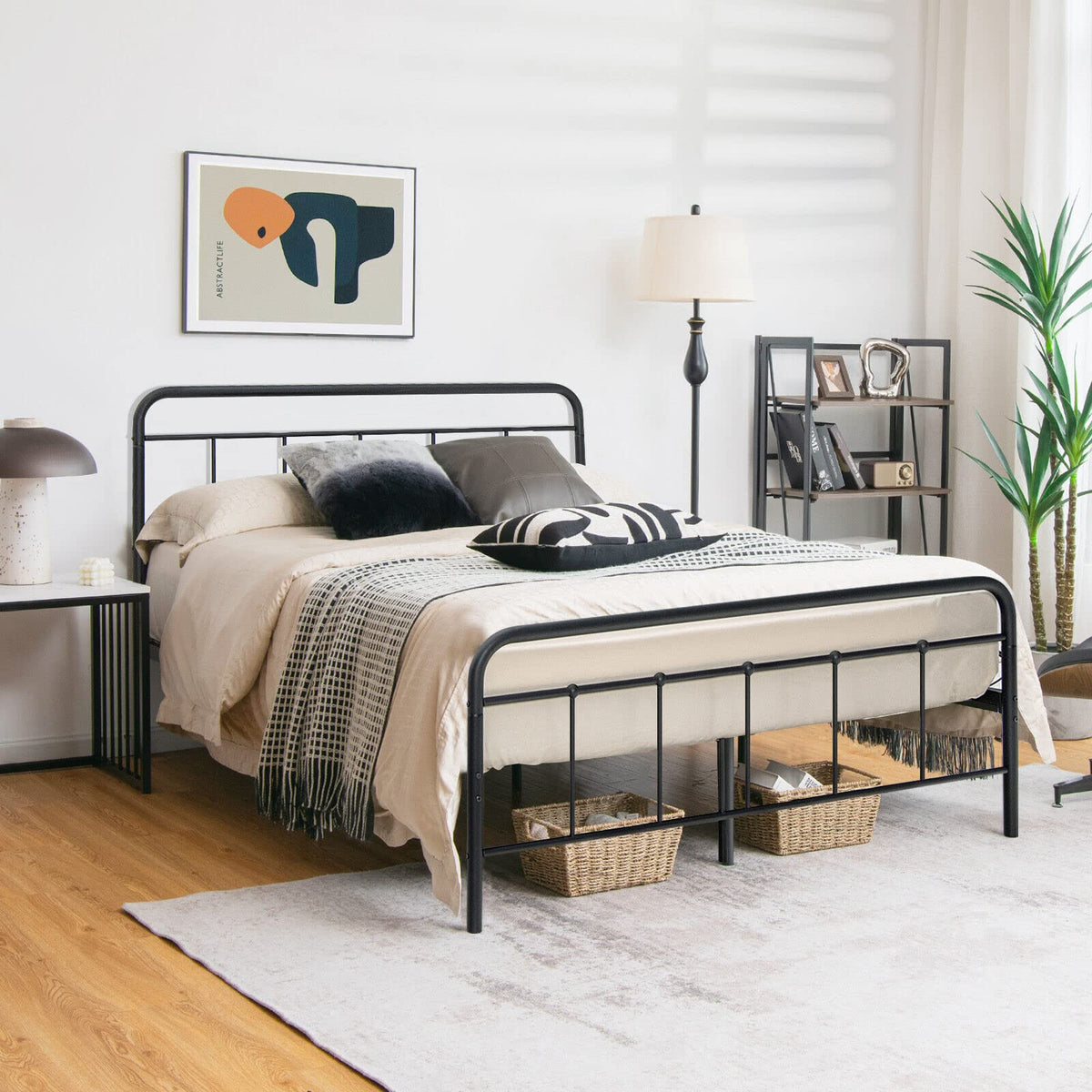 Giantex Metal Bed Frame, Modern Bed Frame with Headboard & Footboard