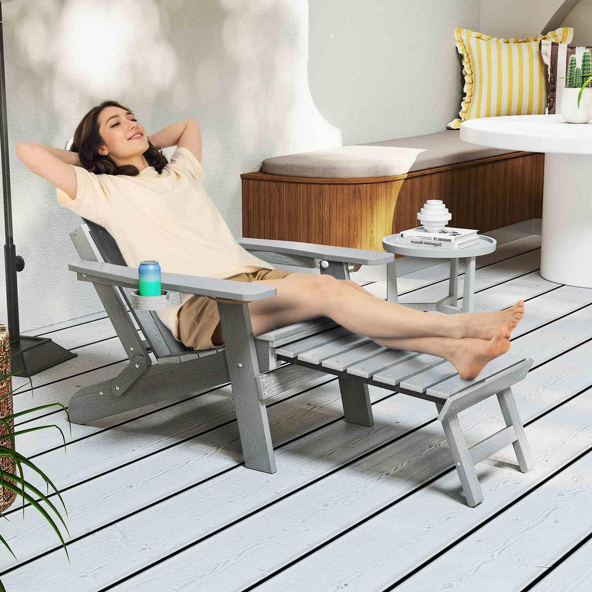 All-Weather HIPS 180kg Loaded Lounge Chair with Retractable Footrest