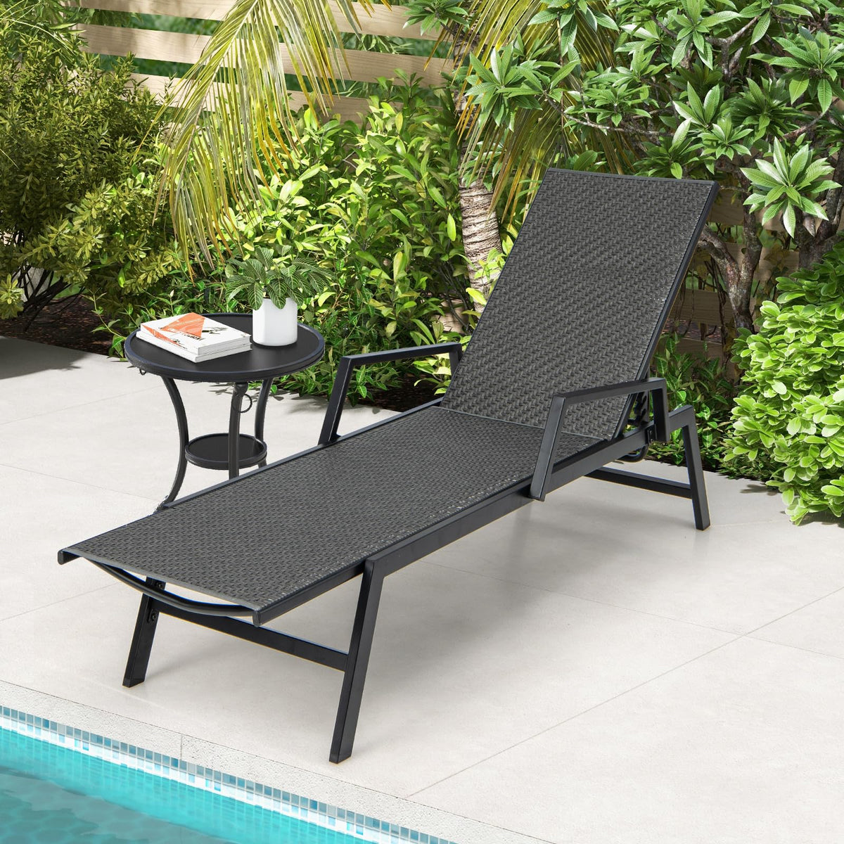 Wicker Outdoor Chaise Lounge, Rattan Garden Sun Lounge Chair w/5 Adjustable Backrest Heights