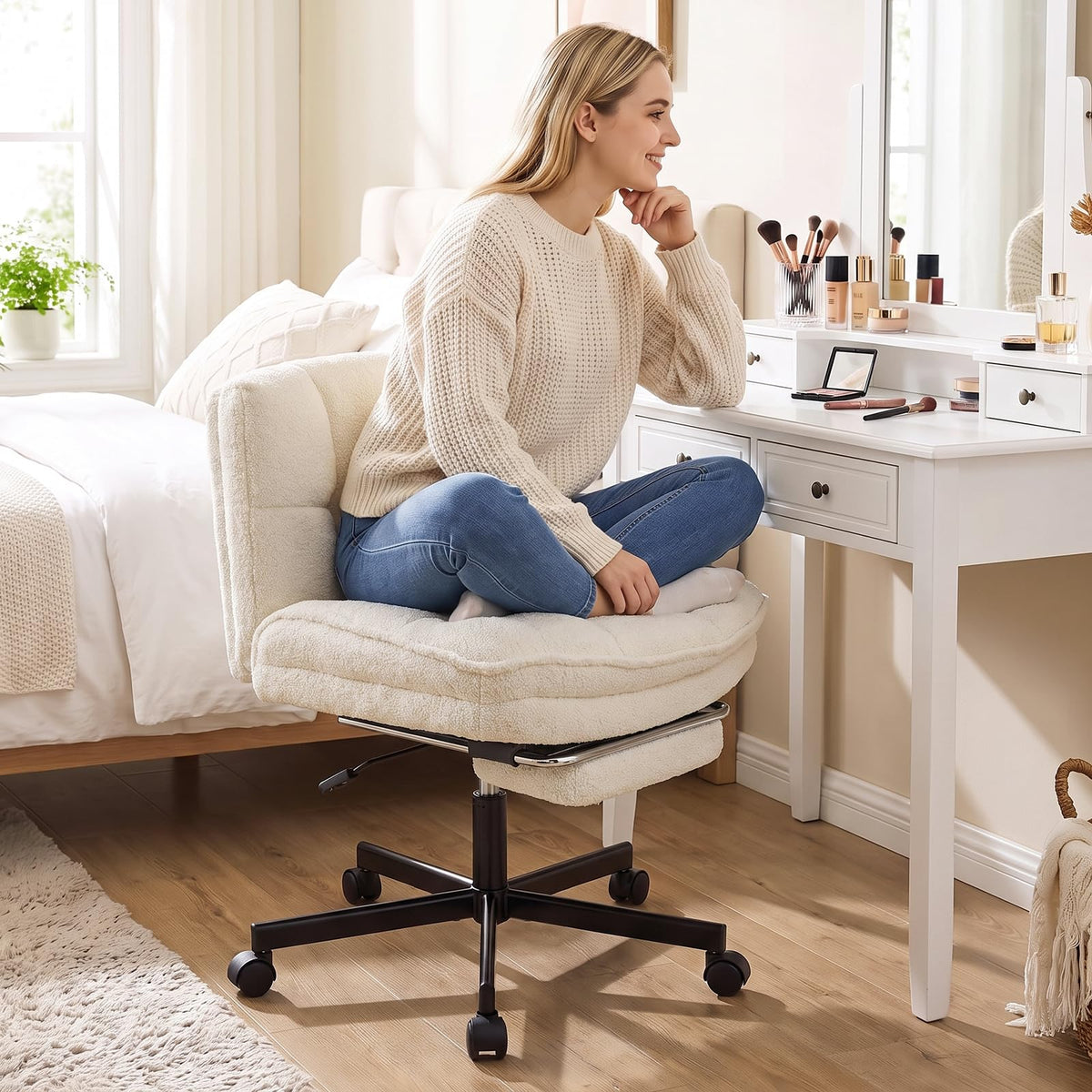 GIANTEX Teddy Plush Office Chair with Footrest & Adjustable Height