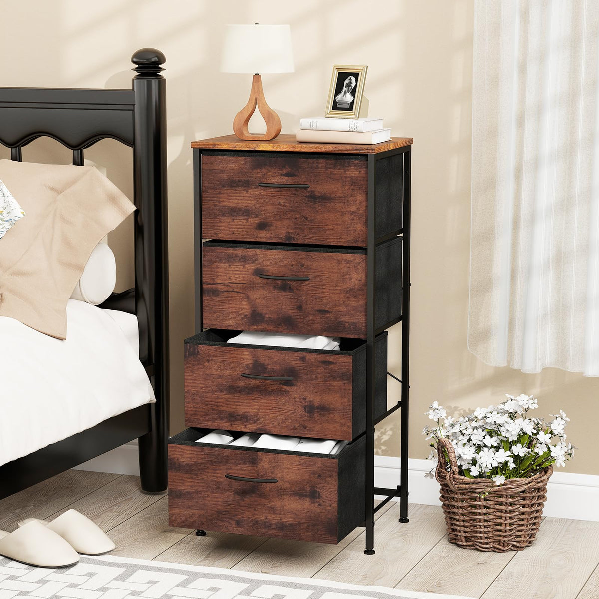 4 Drawers Dresser with Wooden Top and Heavy Duty Metal Frame