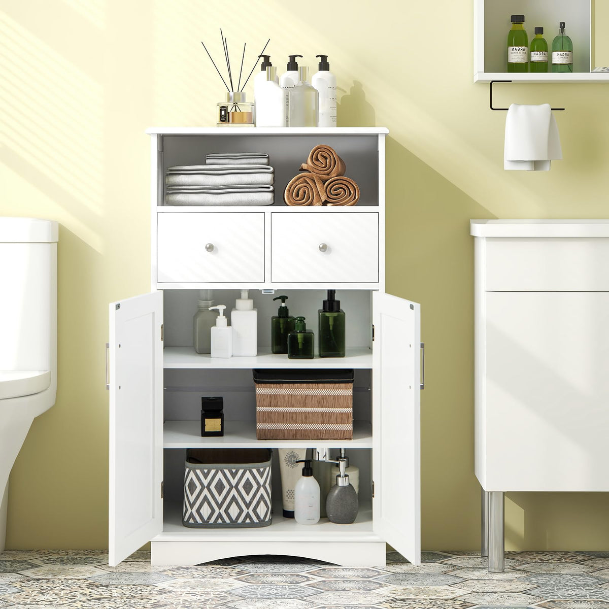 Giantex Bathroom Floor Cabinet Freestanding Storage Cabinet with 2 Doors